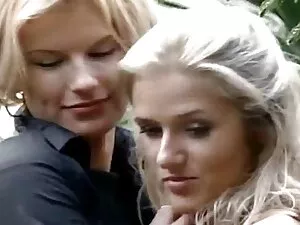 Lara Frost ուղեկցորդ ...